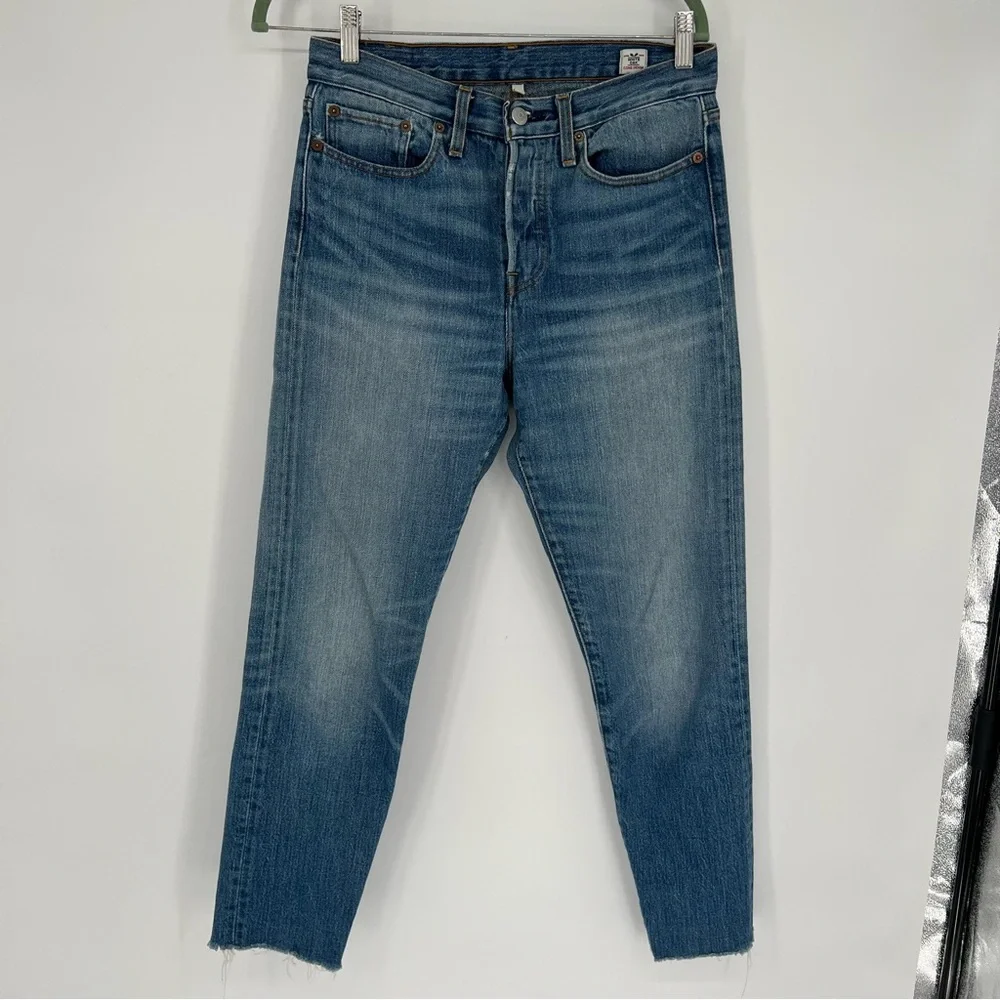 Levi’s White Oak Cone Denim Women’s 27 Blue Jeans Straight Leg Hidden Button Fly